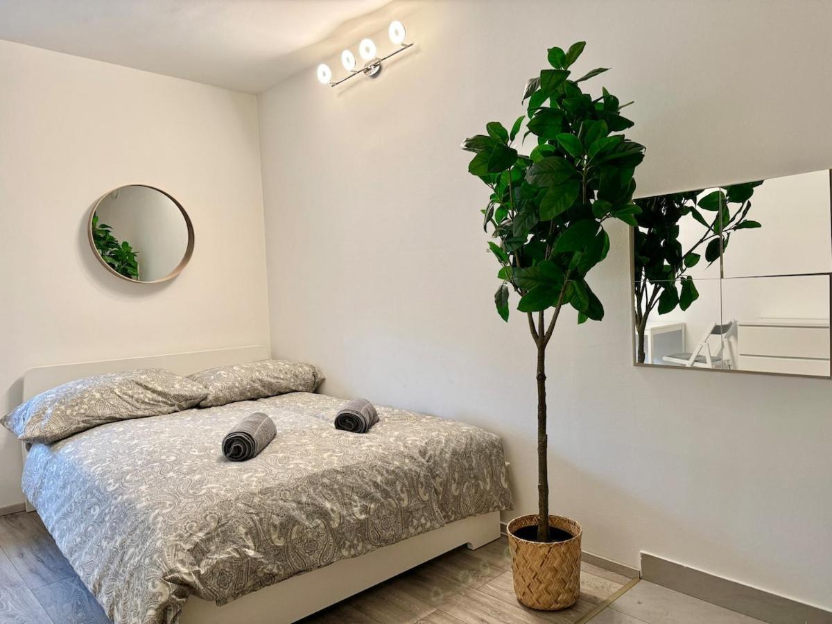 Prime Near Schoenbrunn Castle Wien